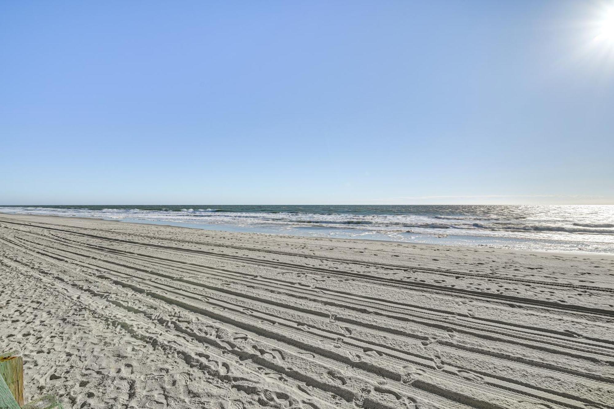 Cozy Beachfront Condo With Wifi, Views And Pool Access Миртл-Бич Экстерьер фото